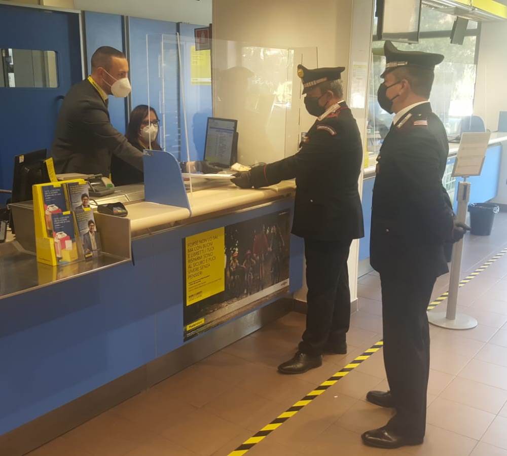 carabinieri, poste, pensioni, anziani,