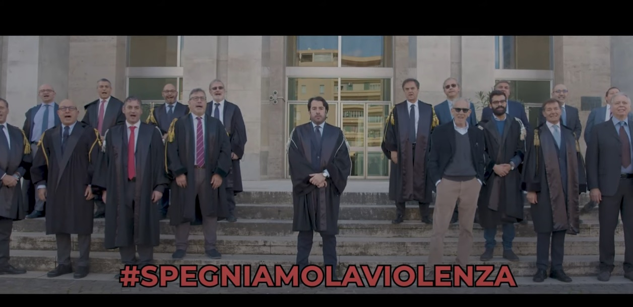 spegniamo la violenza