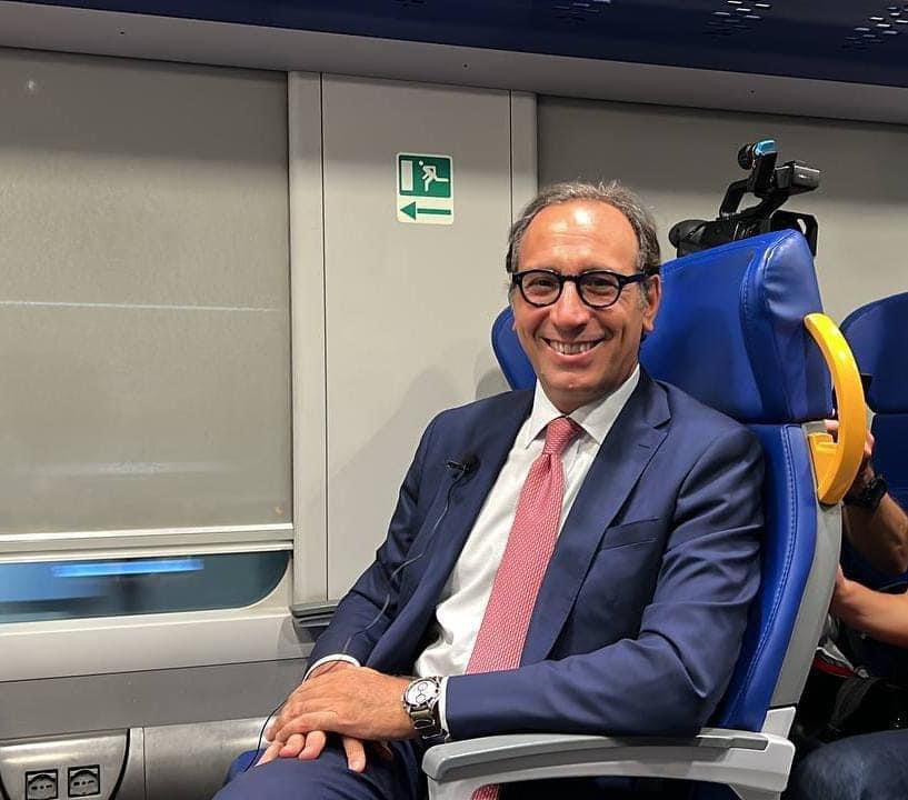 Sagra del Mandorlo in Fiore 2024, treni straordinari Agrigento, Alessandro Aricò, mobilità sostenibile Sicilia, eventi culturali Sicilia, Valle dei Templi, Trenitalia servizi speciali, promozione turismo Sicilia.