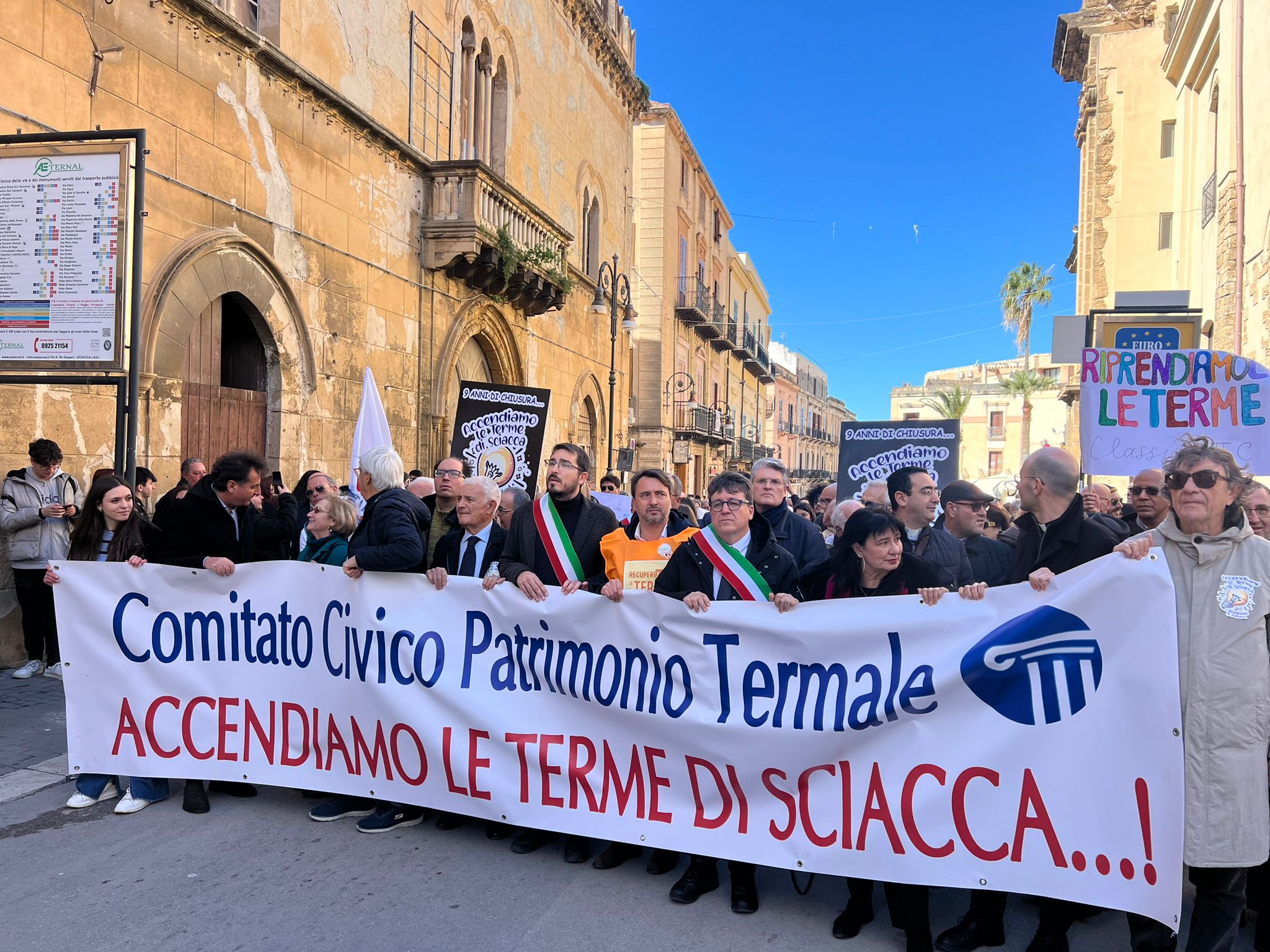 Catanzaro attacca Schifani sulle Terme di Sciacca: promesse e manifestazioni