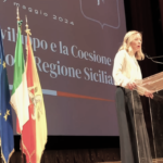 L'importanza della conoscenza del territorio e delle competenze pratiche nella leadership di Giorgia Meloni, contrastando le eredità politiche familiari