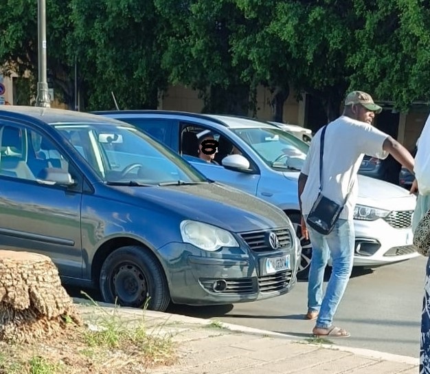 Palermo Invasione: L'Abusivismo Ritorna e Minaccia il Cuore della Città