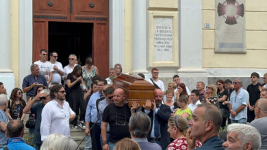 Funerale Massimo di Cristofalo al quartiere Acquasanta di Palermo