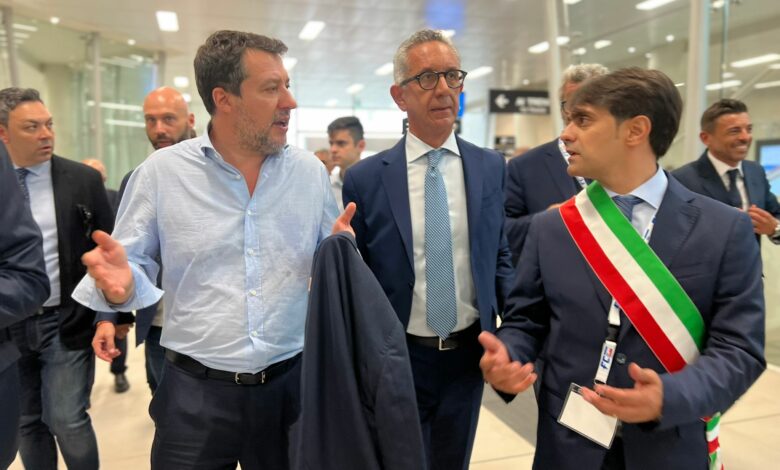 Marco Corsaro e Matteo Salvini - Metro Catania Misterbianco