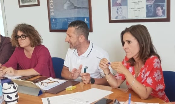 La Terza Commissione Consiliare suona l'allarme per la RAP: tra ricapitalizzazione in stallo, extracosti non pagati e dipendenti a rischio licenziamento, l'azienda è sull'orlo del collasso.