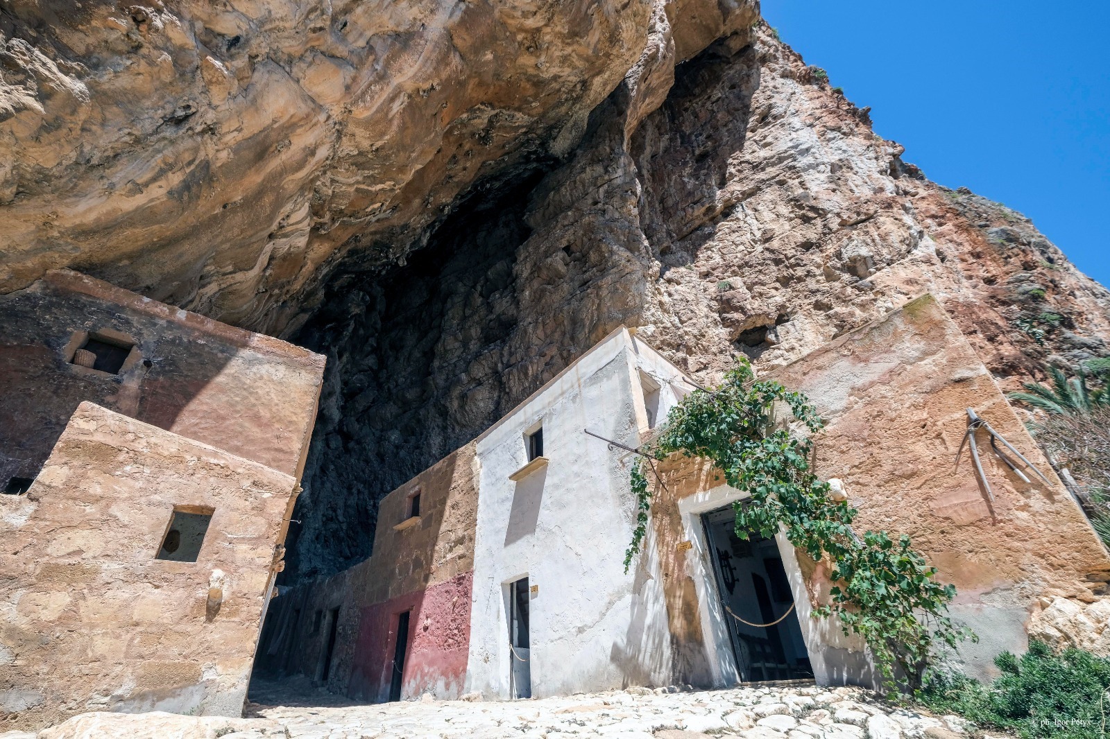 Grotta Mangiapane - Custonaci