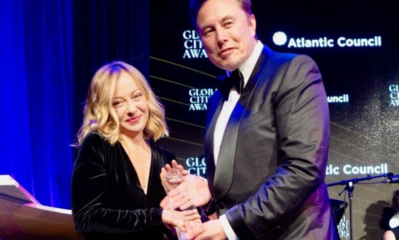 Giorgia Meloni e Elon Musk ai Citizen Awards 2024