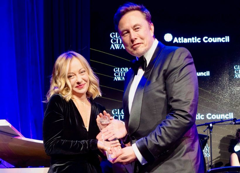 Giorgia Meloni e Elon Musk ai Citizen Awards 2024