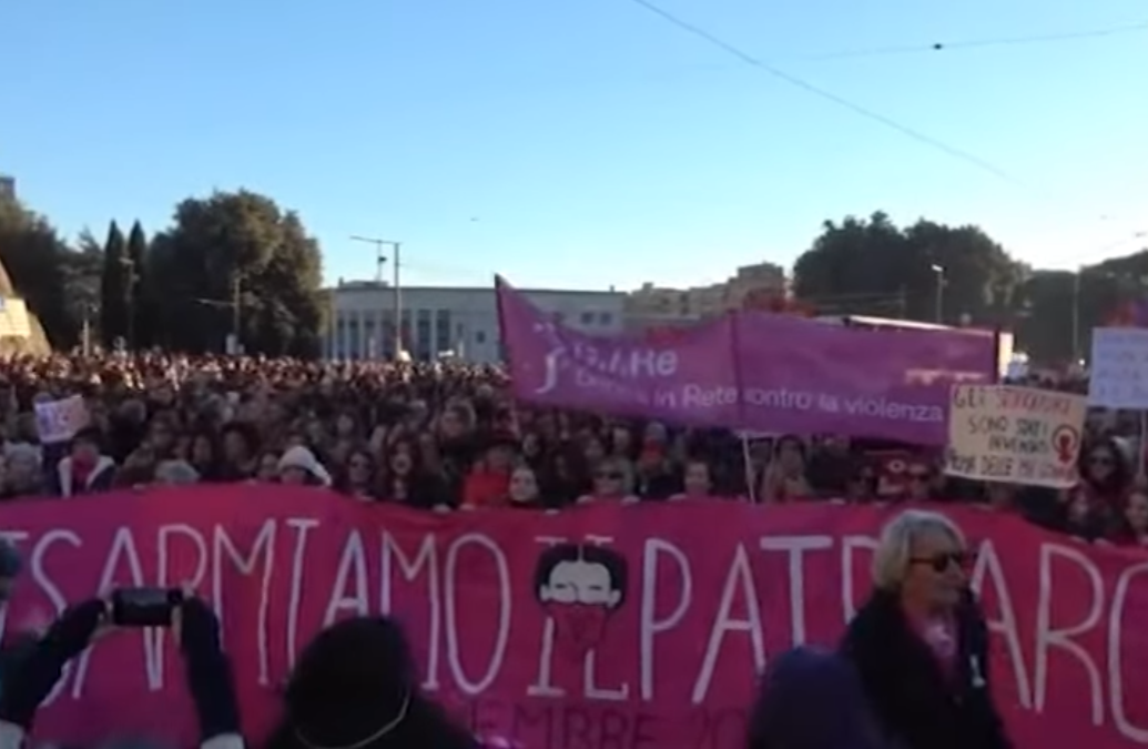 Scontri di ideologie e violenza: il 25 novembre tra patriarcato e tensioni sociali